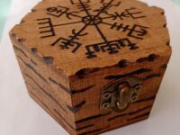 Caja mágica hexagonal.